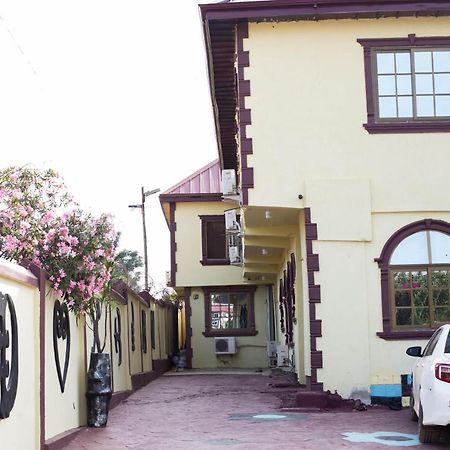 Gya-Son Royal Guest House Kumasi Eksteriør billede