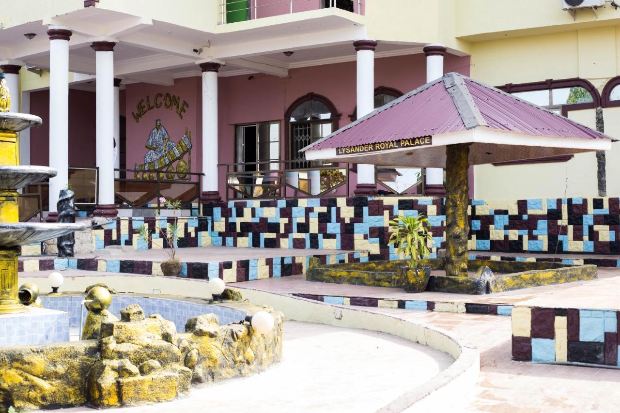 Gya-Son Royal Guest House Kumasi Eksteriør billede