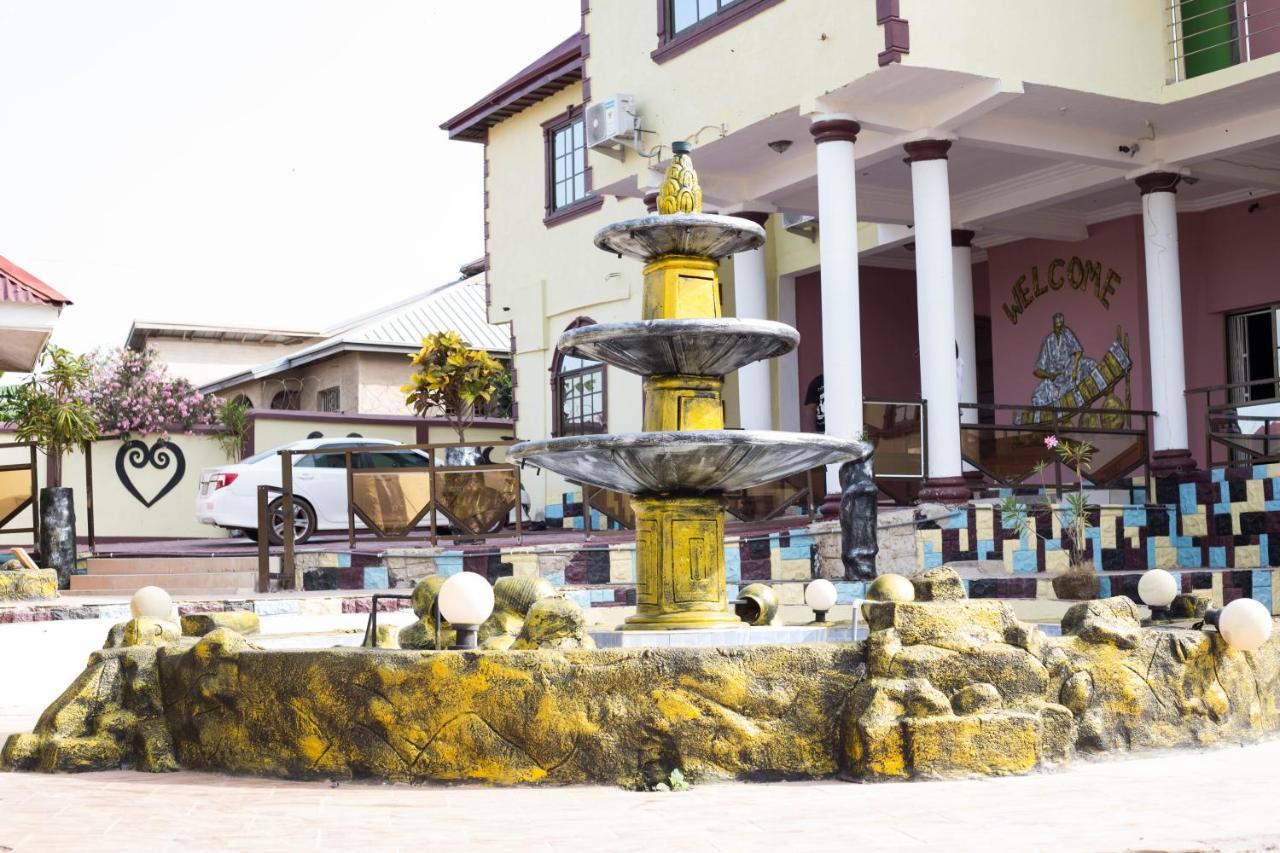 Gya-Son Royal Guest House Kumasi Eksteriør billede